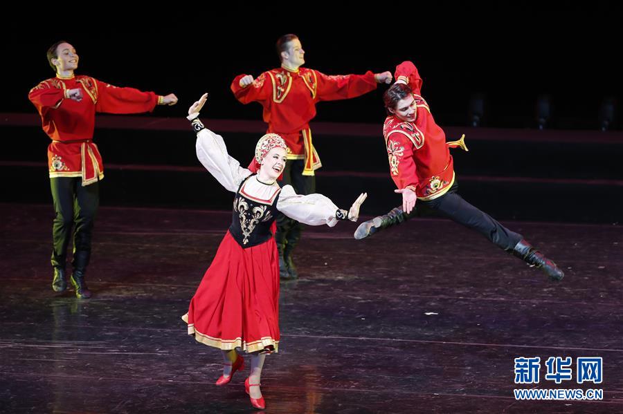 上海協(xié)力機(jī)構(gòu)?蕓術(shù)祭民族舞蹈パーティーが北京で開(kāi)催