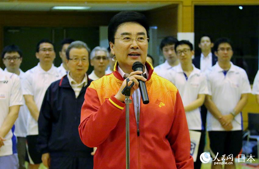 東京で中日友好交流深める在日華人バドミントン公式戦