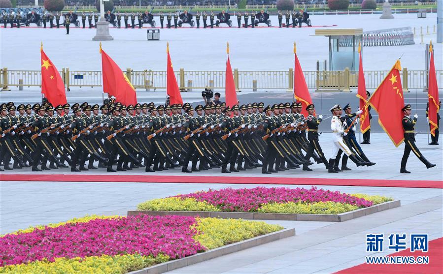 中國の國賓歓迎式典の改革を初適用