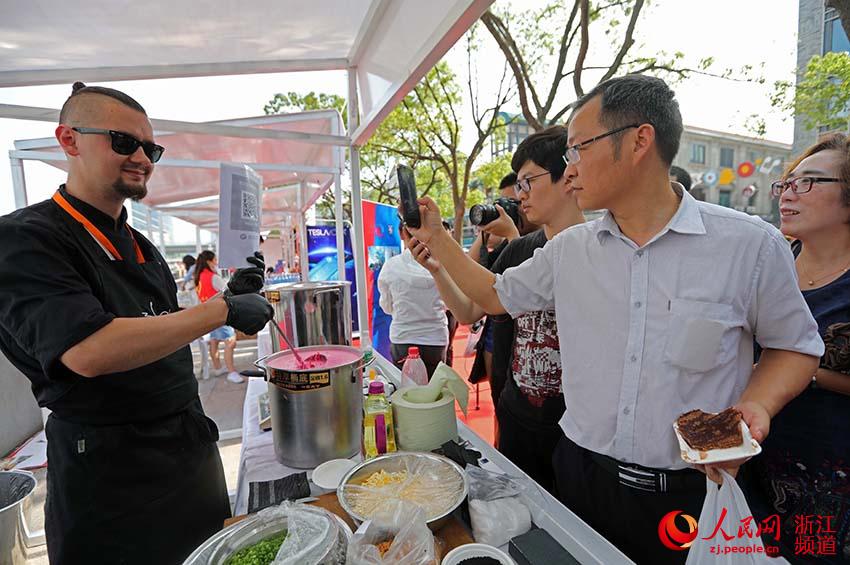 寧波市の老外灘で「舌の上の中東歐」イベント開(kāi)催　浙江省