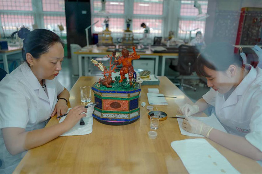 故宮博物院の文物醫(yī)院が初公開　ボランティアも始動(dòng)