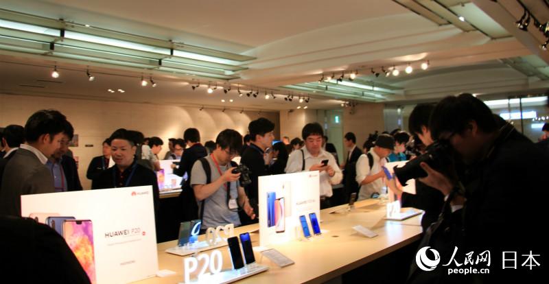 華為が最新スマホ「P20」シリーズを東京で発表　日本市場に全面進出