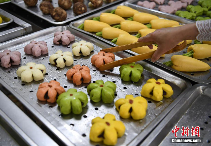 こんなデザインも？吉林大學(xué)の學(xué)食で人気のユニークなマントウ