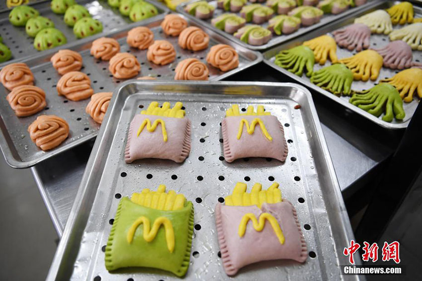 こんなデザインも？吉林大學の學食で人気のユニークなマントウ