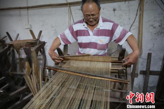 四川省の無(wú)形文化遺産「隆昌夏布」、世界の市場(chǎng)へ