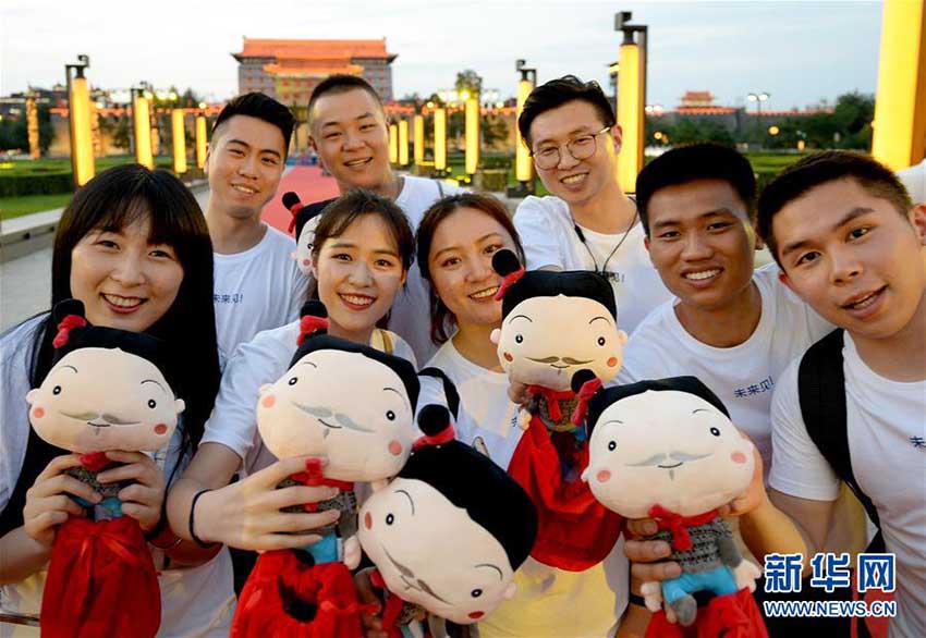 西安市で「2018年度西安大學(xué)生卒業(yè)盛典」開催　陝西省