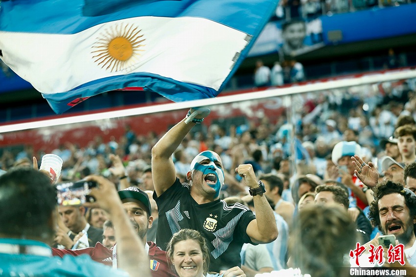 アルゼンチンが2対1でナイジェリア破り、念願(yuàn)のグループリーグ突破