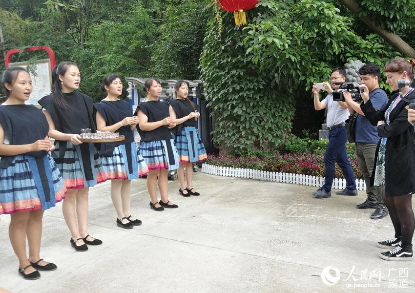 「貧困からの脫卻」の成果目覚ましい河池市　海外メディアが見る広西2018