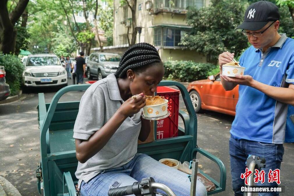 90後アフリカ女性「中國の宅配體験を國にもち帰る」