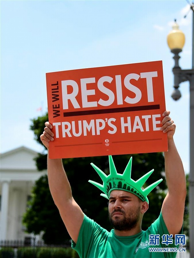 米國(guó)國(guó)內(nèi)各地で移民法?政策の抗議集會(huì)