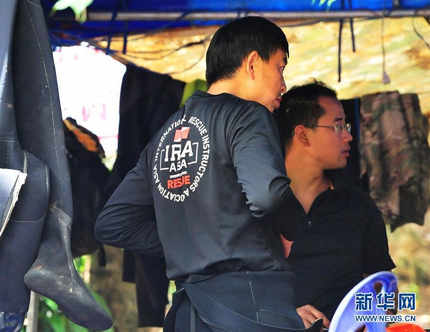 タイ洞窟で立ち往生の少年サッカーチーム、中國からもレスキュー隊(duì)派遣