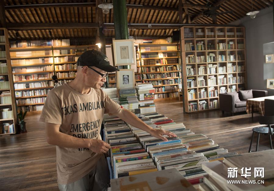 浙江省紹興市、靜かに落ち著いて読書が楽しめるレトロな書店