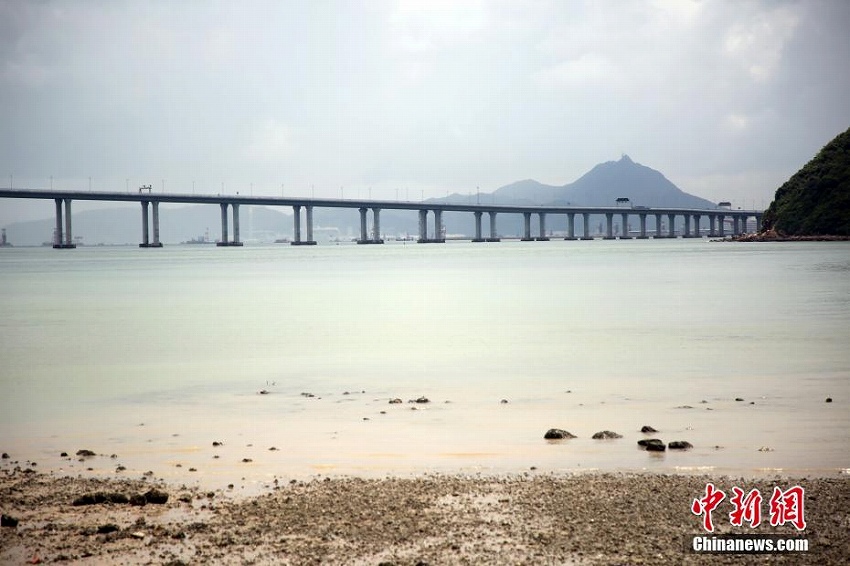 間もなく開通迎える世界最長の海上橋?港珠澳大橋