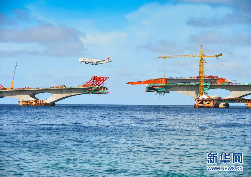 中國?モルディブ友誼大橋、閉合作業(yè)を終えて全區(qū)間が開通