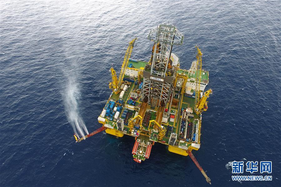 メタンハイドレートの試験掘削に成功した「國の重器」