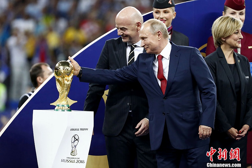 W杯決勝、フランスがクロアチアを4対2で破り20年ぶりの優(yōu)勝