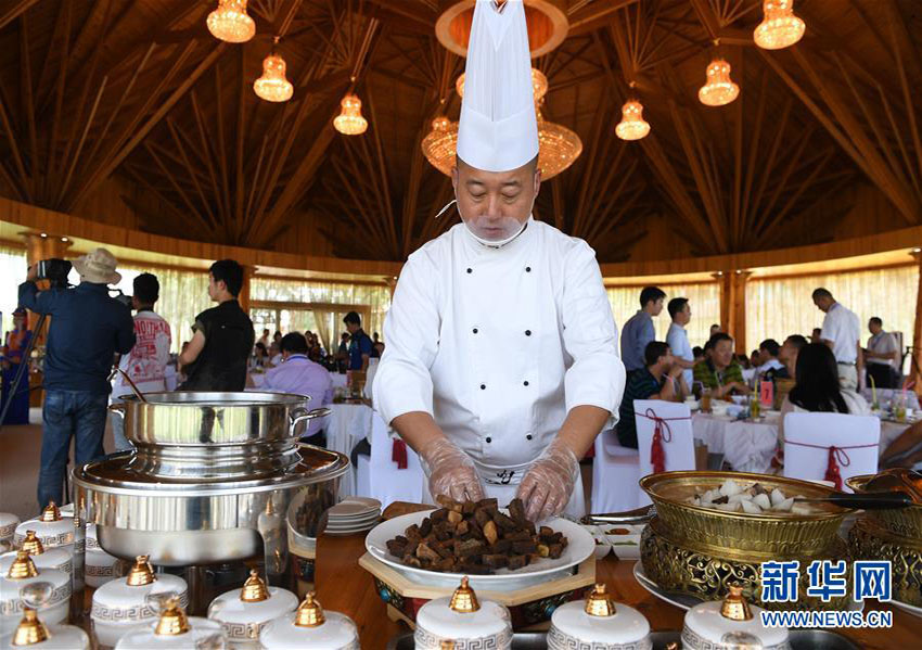 「內(nèi)モンゴル8大料理」発表會が開催　食文化の発揚に