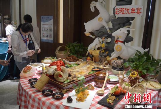 真夏の「三伏日」、羊肉を食べる徐州市民