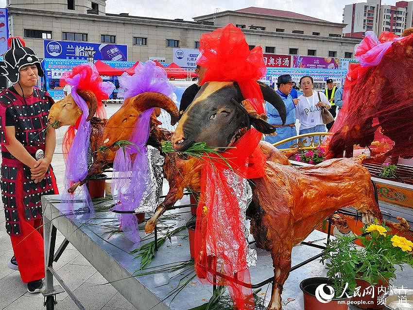 第7回中露蒙グルメ文化フェスティバルがウランチャブ市で開催