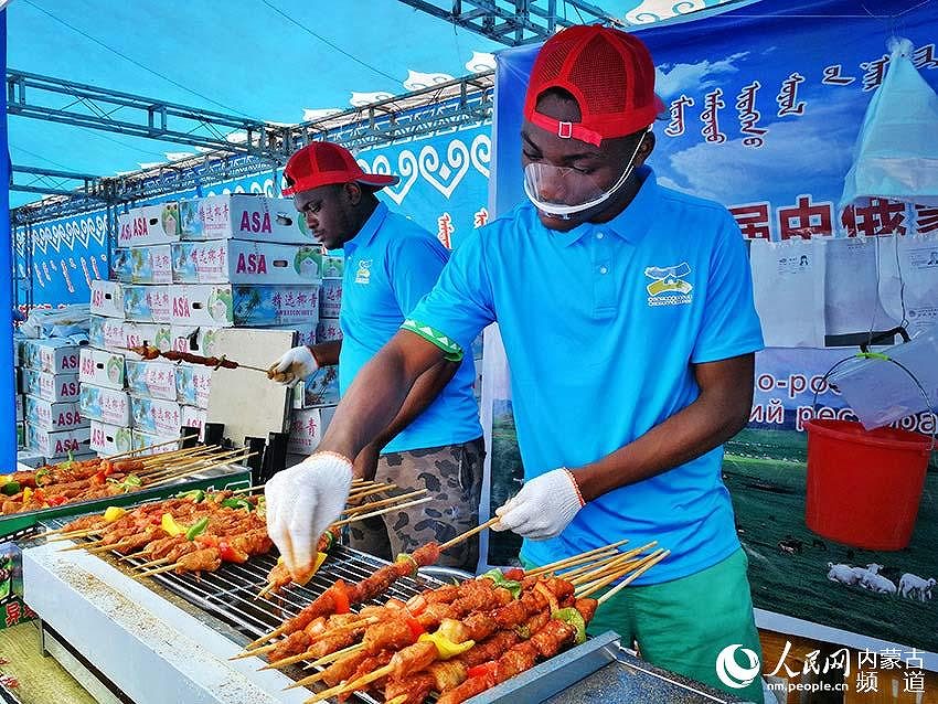 第7回中露蒙グルメ文化フェスティバルがウランチャブ市で開催