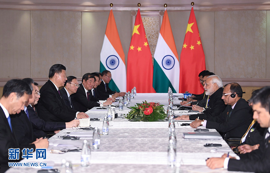 習(xí)近平國家主席がインドのモディ首相と會談