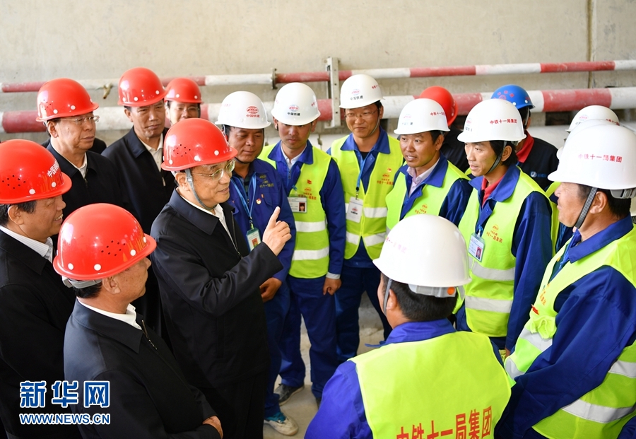 李克強(qiáng)総理がチベット視察