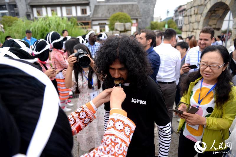 外國人記者の貴州六盤水旅行記　地元の民俗文化や伝統(tǒng)習(xí)慣を體験