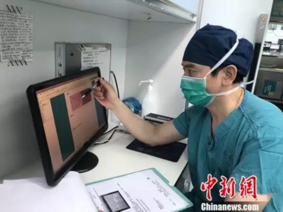 ノーギャラで俳優(yōu)業(yè)務(wù)める河南省のイケメン醫(yī)師が話題