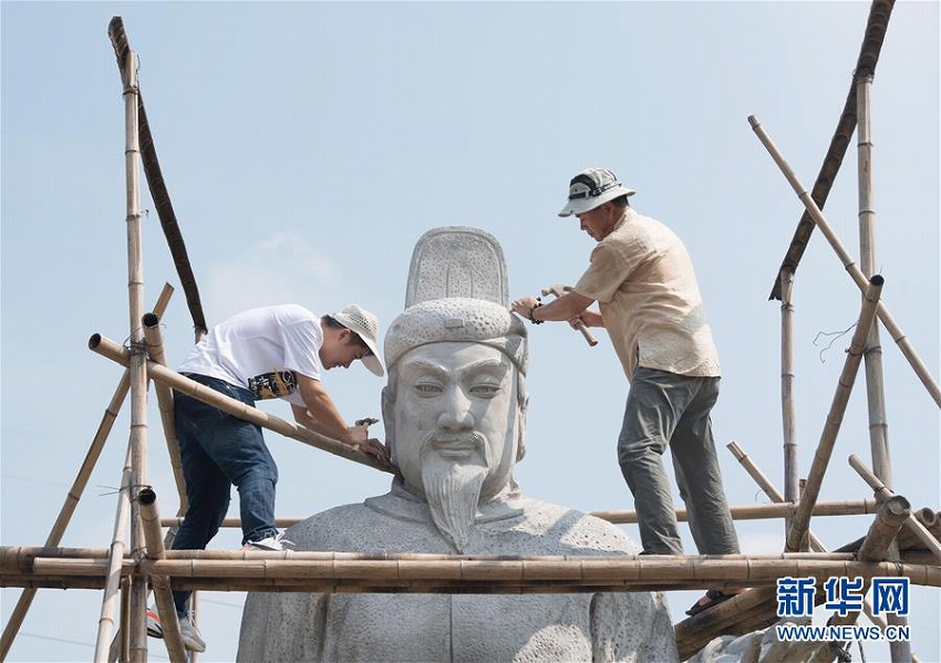 故郷でUターン起業(yè)、泥塑工蕓を継承する「90後」夫婦　浙江省