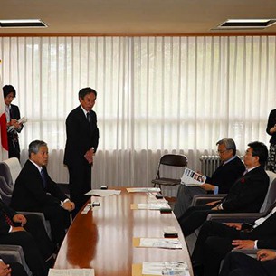 在日中國(guó)企業(yè)協(xié)會(huì)代表団が釧路訪問 一帯一路で中日の新たな協(xié)力を