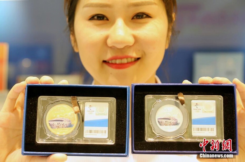 北京五輪開(kāi)催10周年記念グッズが北京市で発売