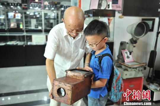 中國初の私設(shè)カメラ博物館「高氏カメラ博物館」　浙江省