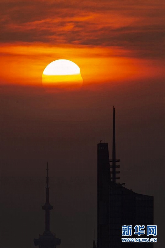 「天狗が太陽を食らう」日食現(xiàn)象が中國各地で観測