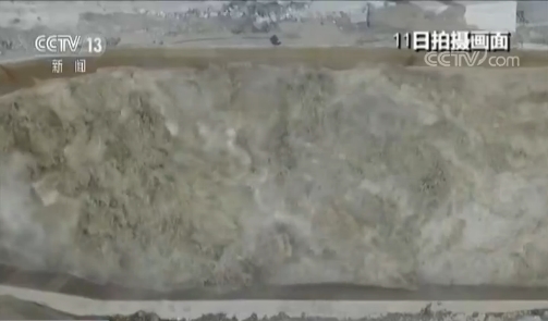 カラコルムで融雪洪水が突然発生し、西湖3つ分の水が氾濫