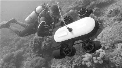 中國の水中ロボットが米國でお披露目