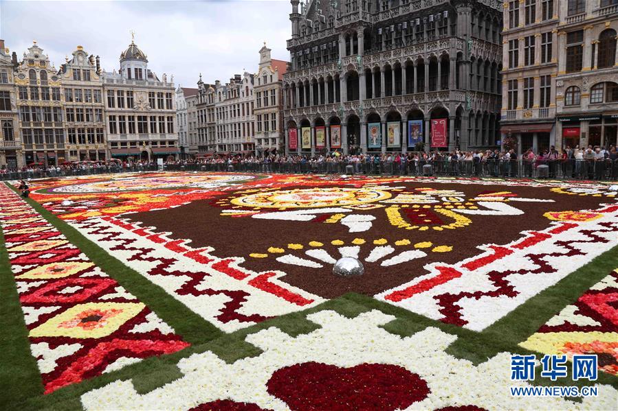 花の祭典ブリュッセル?フラワーカーペットが開幕