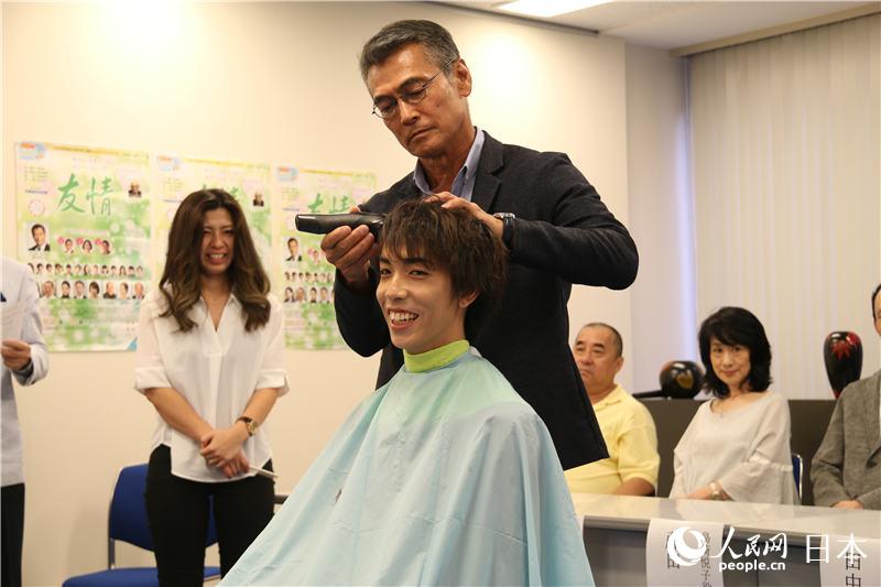 舞臺「友情～秋桜のバラード～」北京公演の制作発表會が東京で開催