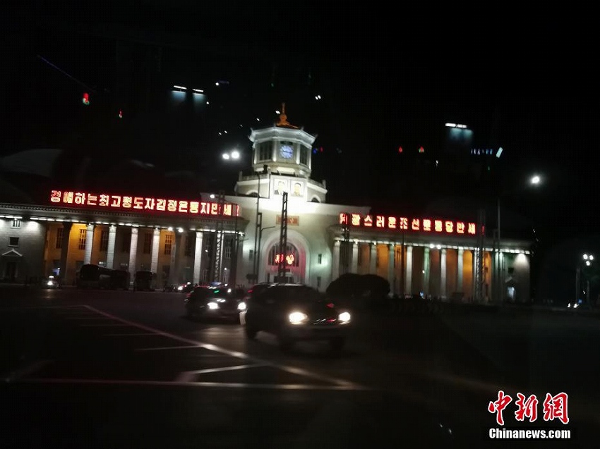 カメラがとらえた夏の朝鮮平壌市