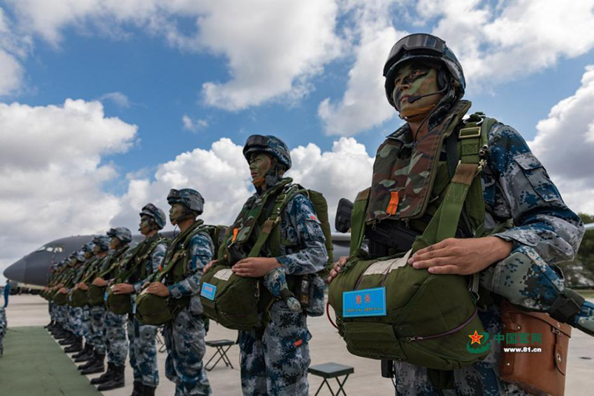 様々な視點から見た空軍の開放イベント