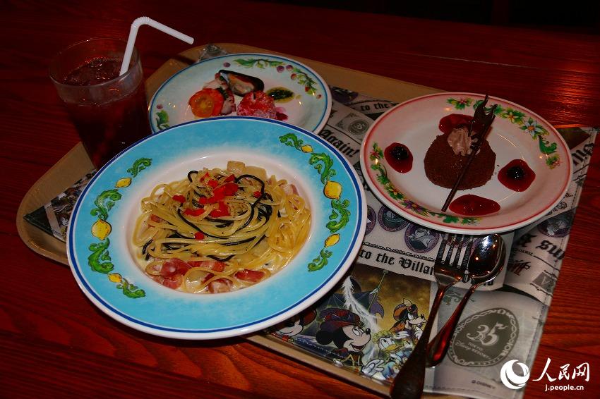 今年もディズニーのハロウィーンがやって來た！TDLとTDSで特別イベント開始