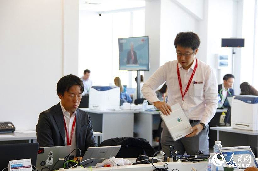 開催に向けメディア関係者集まる東方経済フォーラム?メディアセンター