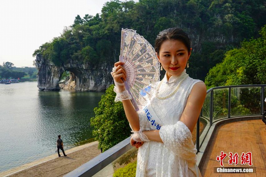 ミス?インターナショナル中國大會のファイナリストら桂林でグラビア撮影