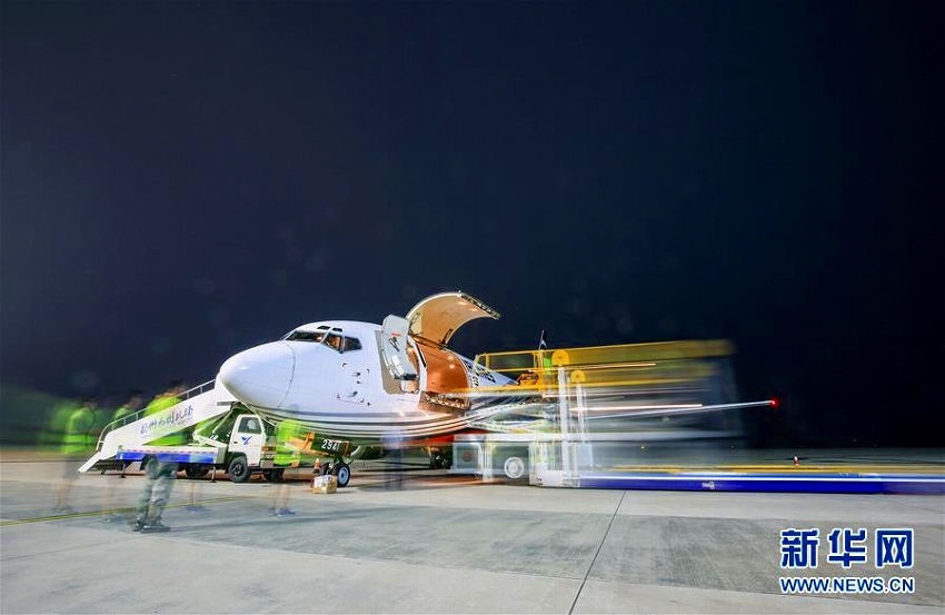 江蘇省揚州泰州空港に「上海ガニ」専用貨物便が就航