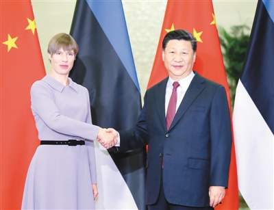 習(xí)近平主席がサマーダボス會議出席の4カ國首脳と會談