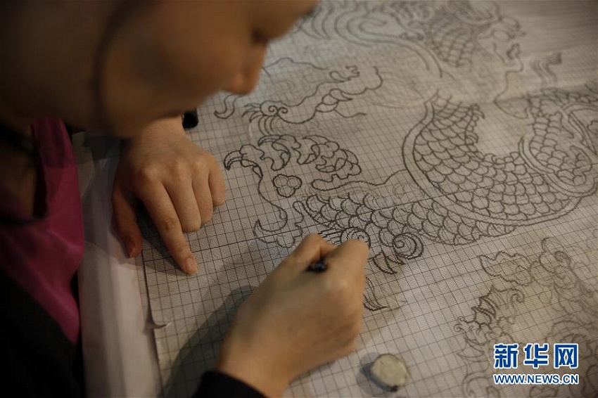 中國(guó)伝統(tǒng)の手織り工蕓「南京雲(yún)錦」