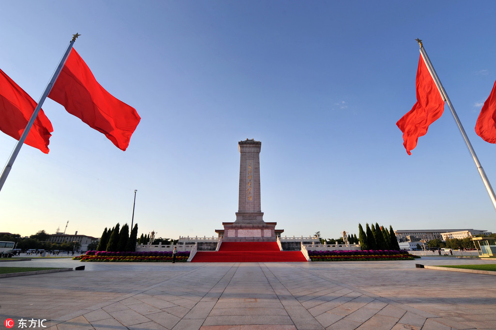 「烈士記念日」の30日、天安門広場で黨?國家指導(dǎo)者が獻(xiàn)花