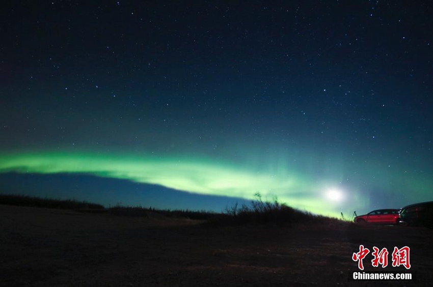 米アラスカで中國人観光客がオーロラ鑑賞