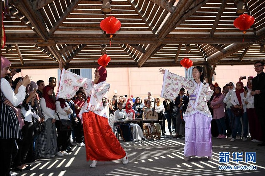 エジプト博物館でカイロ大學(xué)孔子學(xué)院が中國伝統(tǒng)文化を紹介