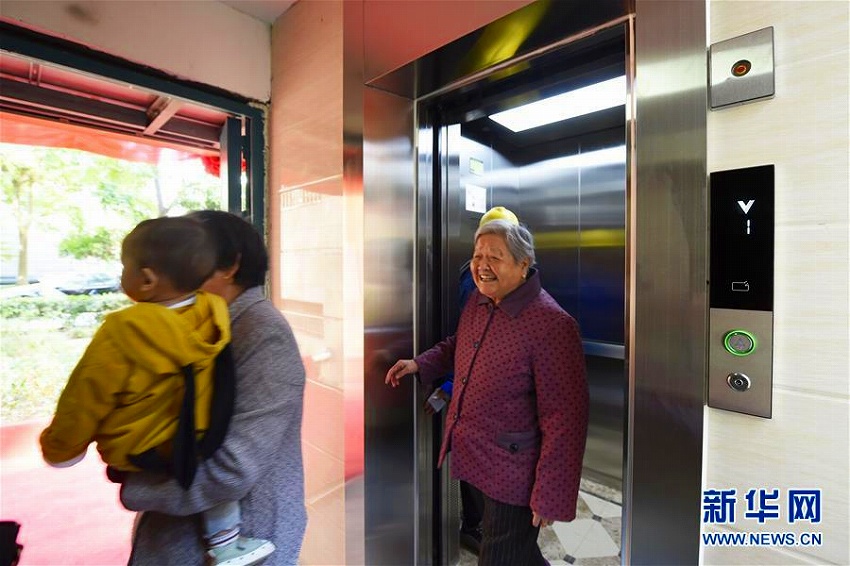 杭州の古い団地に後付けエレベーター設(shè)置を推進(jìn)