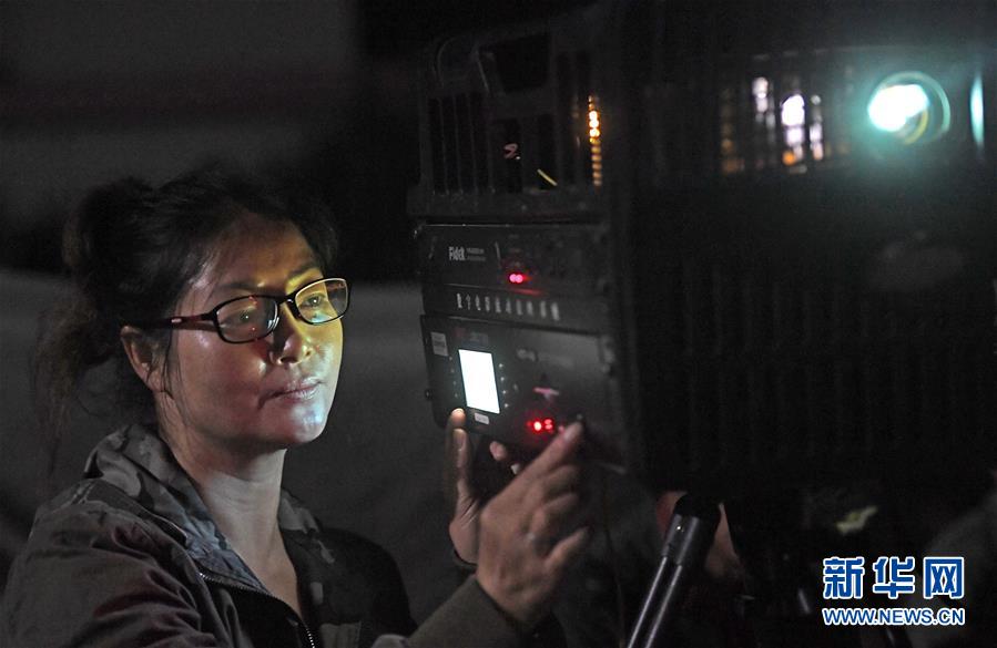 田舎の夜に文化の明かり燈す「女子映畫(huà)上映隊(duì)」　江西省